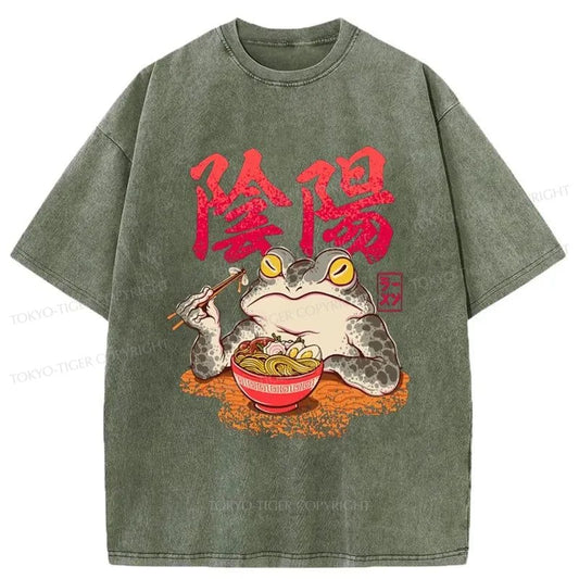 Tokyo-Tiger Frogs Eat Ramen Japanese Washed T-Shirt