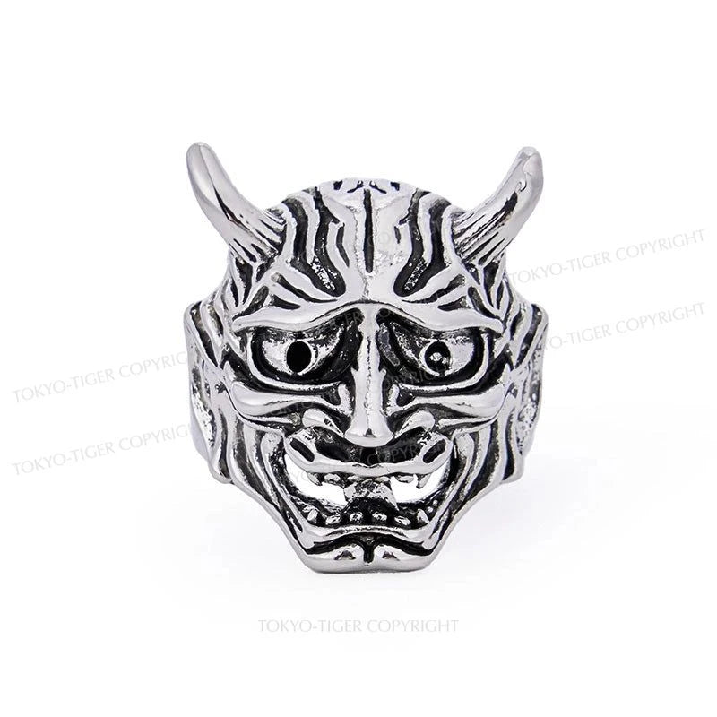 Tokyo-Tiger Black Darth Vader Ring