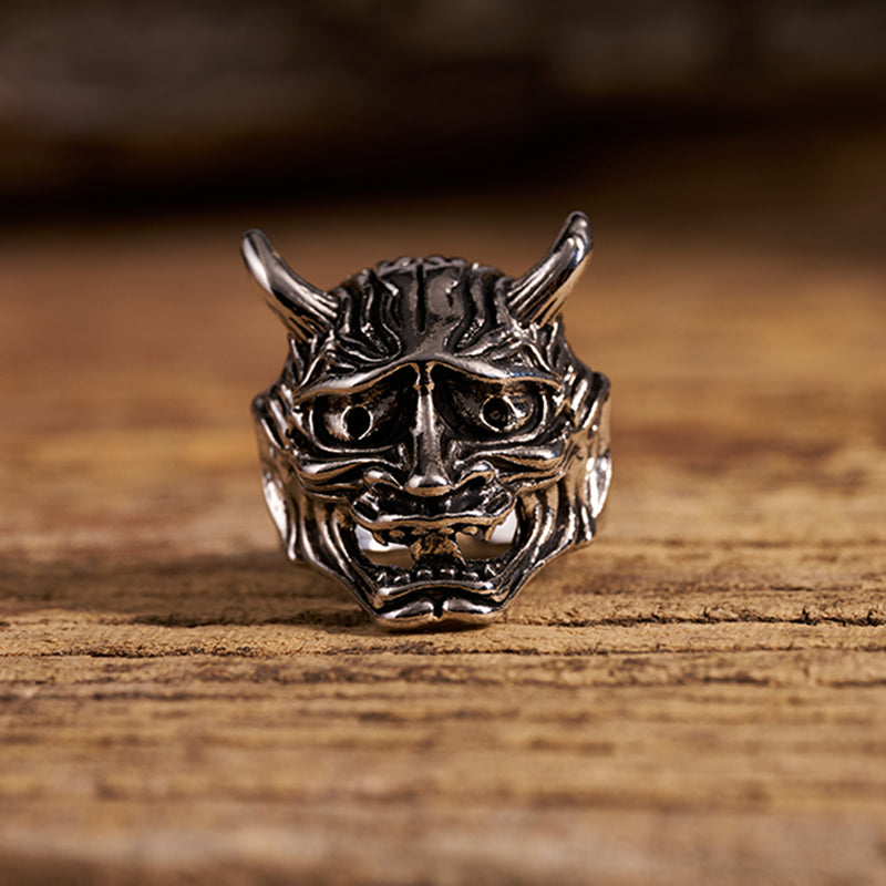 Tokyo-Tiger Black Darth Vader Ring