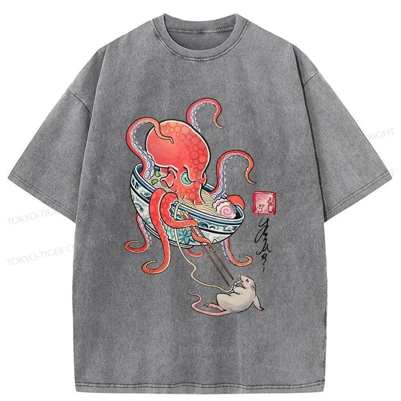 Tokyo-Tiger Octopus Versus Mouse Washed T-Shirt