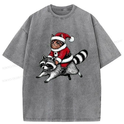 Tokyo-Tiger Santa Cat On A Raccoon Washed T-Shirt