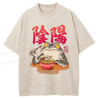 Tokyo-Tiger Frogs Eat Ramen Japanese Washed T-Shirt