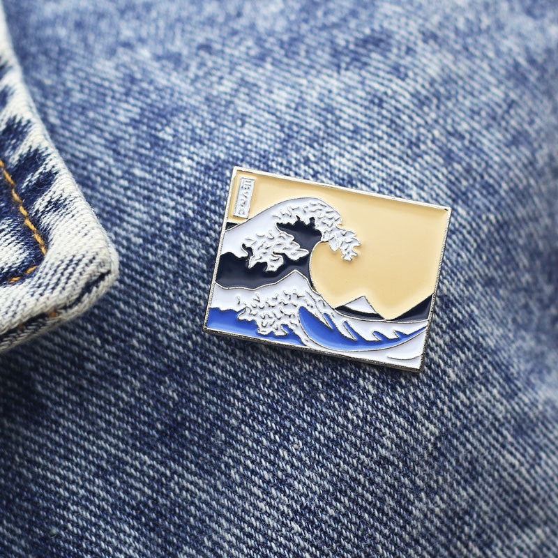 Tokyo-Tiger The Great Wave Off Kanagawa Pin