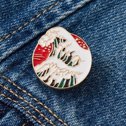 Tokyo-Tiger The Great Wave Pin