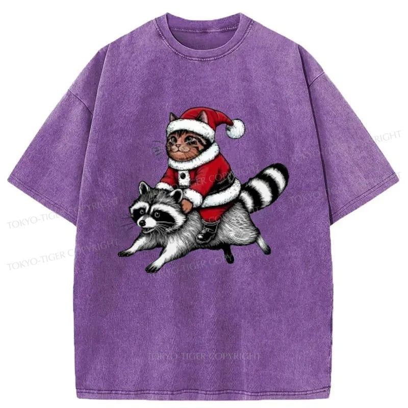 Tokyo-Tiger Santa Cat On A Raccoon Washed T-Shirt