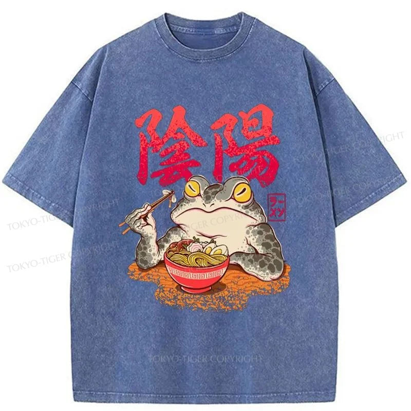 Tokyo-Tiger Frogs Eat Ramen Japanese Washed T-Shirt