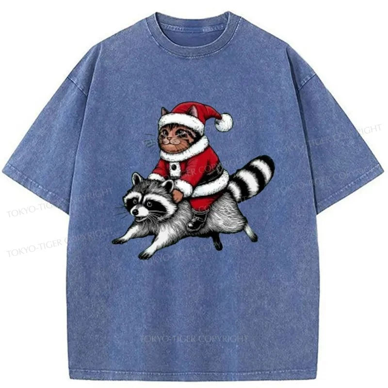 Tokyo-Tiger Santa Cat On A Raccoon Washed T-Shirt