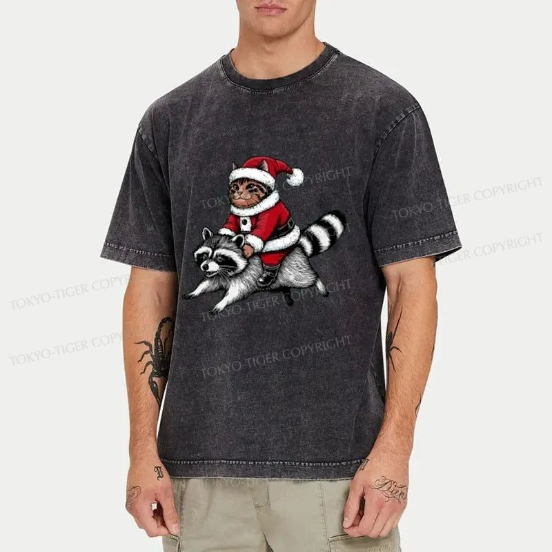 Tokyo-Tiger Santa Cat On A Raccoon Washed T-Shirt