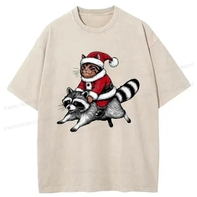 Tokyo-Tiger Santa Cat On A Raccoon Washed T-Shirt