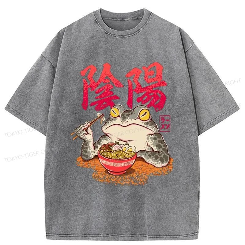 Tokyo-Tiger Frogs Eat Ramen Japanese Washed T-Shirt