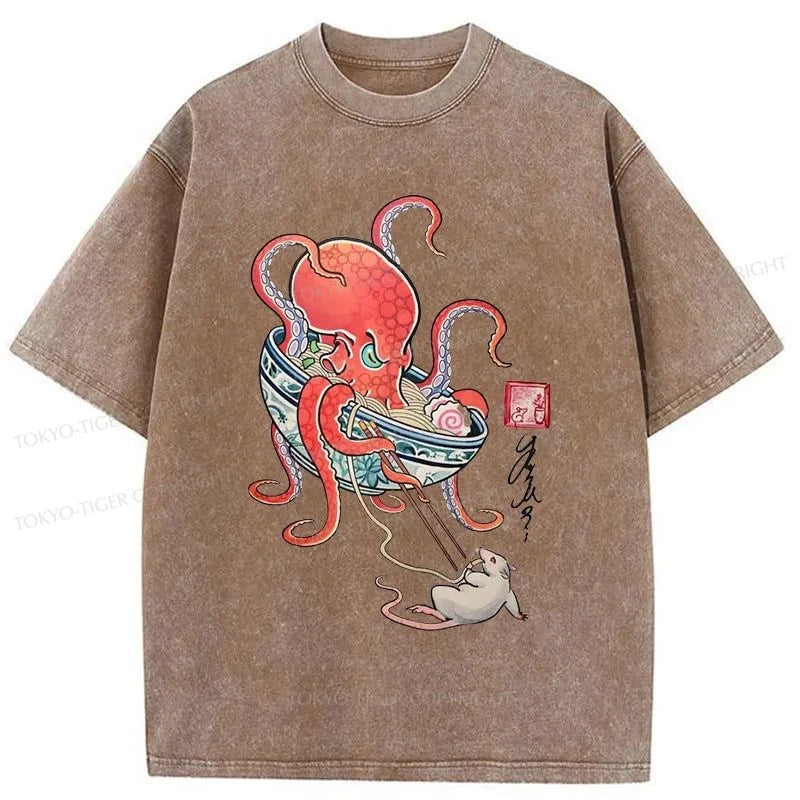 Tokyo-Tiger Octopus Versus Mouse Washed T-Shirt