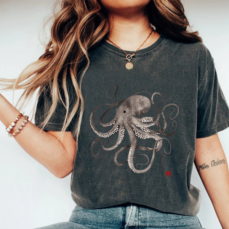 Tokyo-Tiger Octopus Japanese Calligraphy Washed T-Shirt