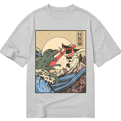 Tokyo-Tiger Vintage Retro Japanese Great Wave Cat VS Monster Classic T-Shirt
