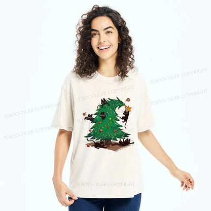 Tokyo-Tiger Cat Hiding In The Christmas Tree Washed T-Shirt